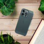 BREEZY-maska-za-IPHONE-15-Pro-green-1.webp
