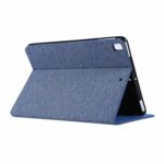 Texture-futrola-za-iPad-9.7-inch-20212017-iPad-Air-2013Air-2-Blue.jpg