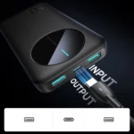 Joyroom-JR-PBF12-10000mAh-Powerbank-2.4A-2x-USB-A-1x-USB-C-black-9.webp