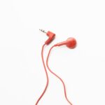 S001-single-red-slusalica-u-uho-2.jpg